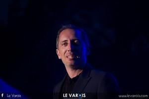 Gad Elmaleh en spectacle à Solliès-Pont - Droits : LeVarois