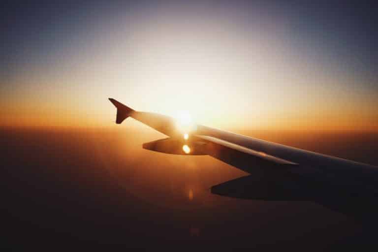 Avion coucher de soleil